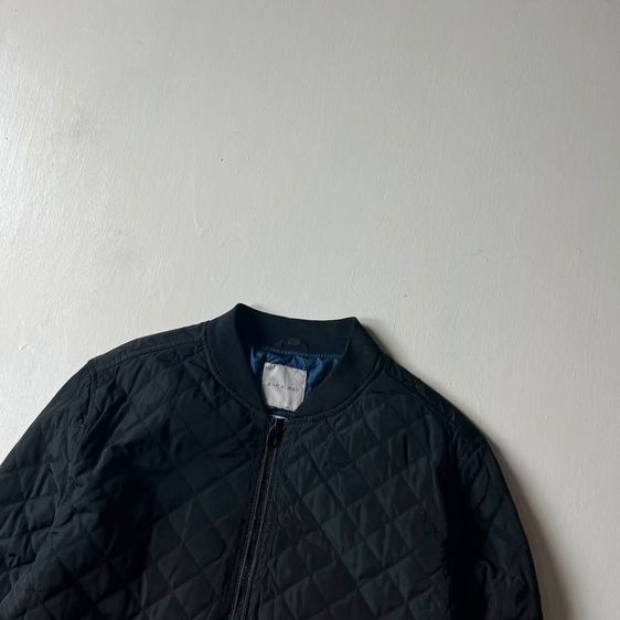 เสื้อกันหนาว ZARA แท้ 💯 size L วัดจริง ขนาด อก 22 ยาว 26.5 นิ้ว สภาพใหม่มาก ทรงสวย ตัดเย็บดี มีซัปใน สวยครับ รูปที่ 3