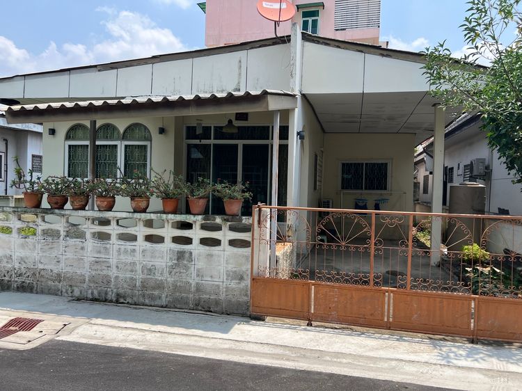 ขายบ้านเดี่ยว ชั้นเดียว ทำเลดีเยี่ยม ใกล้SCG และ สถานีรถไฟฟ้าบางซื่อ
