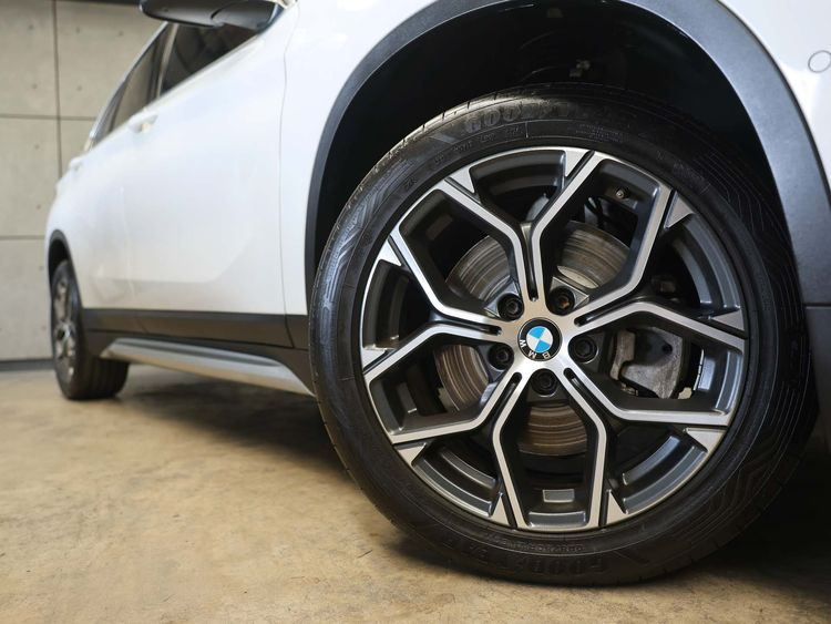 BMW X1 2022 2.0 sDrive20d xLine Utility-car ดีเซล ไม่ติดแก๊ส เกียร์อัตโนมัติ ขาว รูปที่ 4