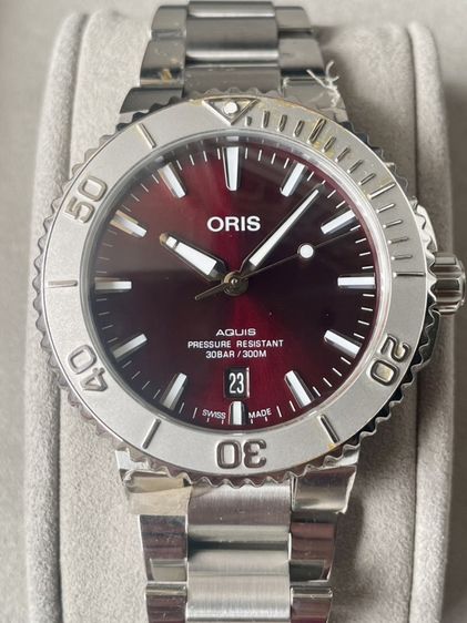 Oris Aquis Date Cherry 41.5mm รูปที่ 3