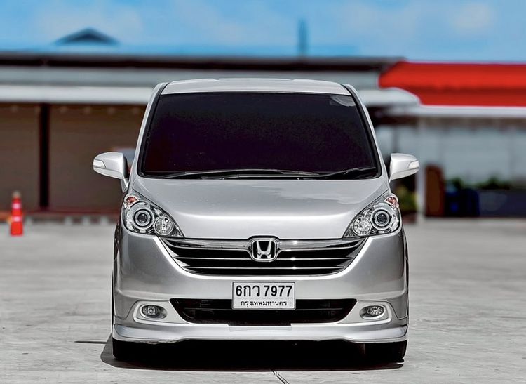 รถ Honda Stepwagon 2.0 E สี เทา