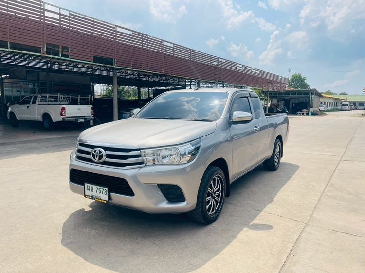 รถ Toyota Hilux Revo 2.4 Entry สี เทา