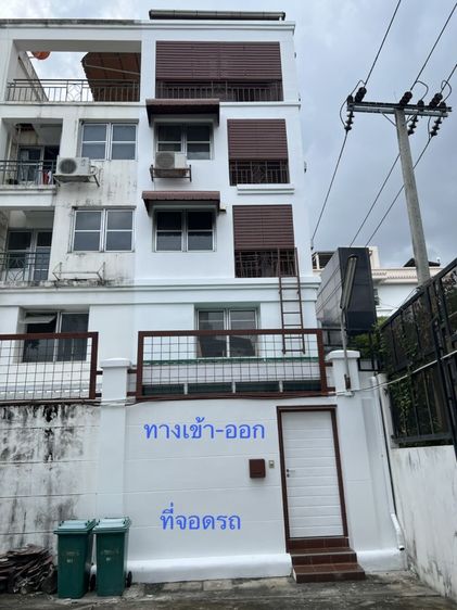 ให้เช่า [ชั้นบน] อาคารพาณิชย์ ในหมู่บ้าน Nirvana Park ลาดพร้าว 112 - รามคำแหง 53