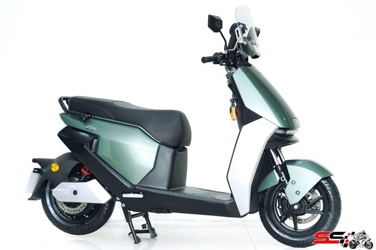 มอเตอร์ไซค์ไฟฟ้า มีทะเบียน EM OWEN LONGRANGE 1ชาร์จ 200km ตัวท๊อป ปี2026 สีเขียว วิ่งน้อย 2,230km ไมล์แท้ มือเดียวรถสวยมากไม่มีชนไม่มีล้ม รูปที่ 15