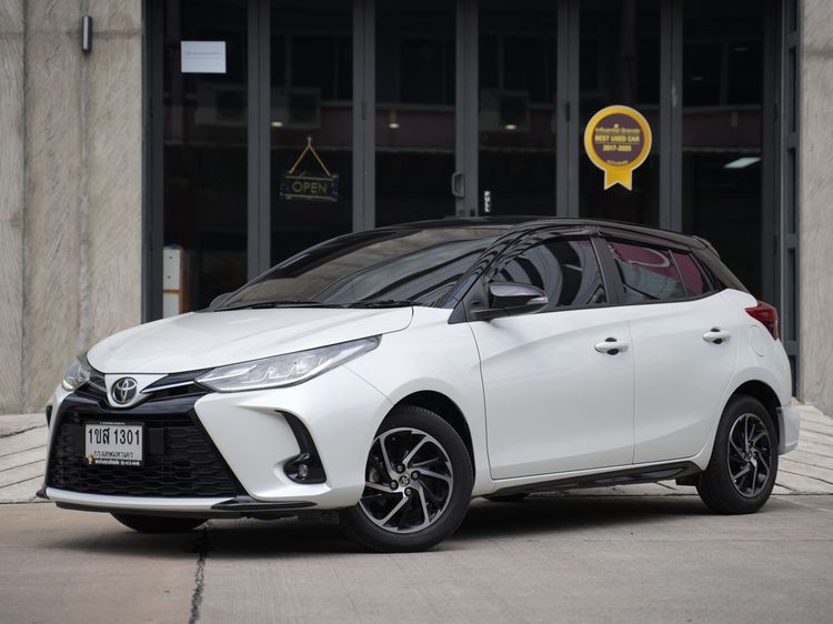 Toyota Yaris 2020 1.2 Sport Premium Sedan เบนซิน ไม่ติดแก๊ส เกียร์อัตโนมัติ ขาว