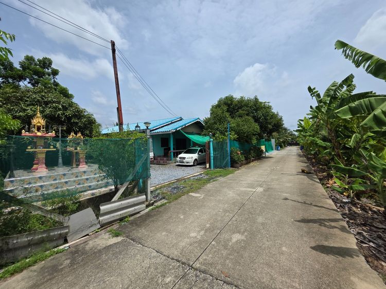 ขออนุญาต ขายบ้านในสวน พร้อมที่ดิน 1 ไร่