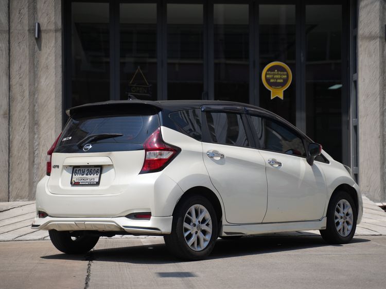 Nissan Note 2017 1.2 VL Sedan เบนซิน ไม่ติดแก๊ส เกียร์อัตโนมัติ ขาว รูปที่ 2