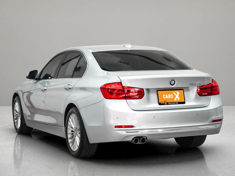 BMW Series 3 2017 320d Sedan ดีเซล ไม่ติดแก๊ส เกียร์อัตโนมัติ บรอนซ์เงิน รูปที่ 4