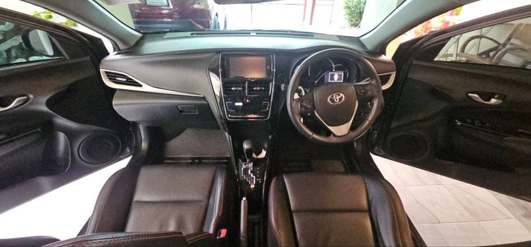Toyota Yaris ATIV 2019 1.2 S Plus Sedan เบนซิน ไม่ติดแก๊ส เกียร์อัตโนมัติ เทา รูปที่ 4