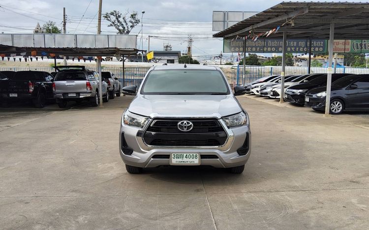 Toyota Hilux Revo 2021 Smart Cab 2.4 Entry Z Edition Pickup ดีเซล ไม่ติดแก๊ส เกียร์อัตโนมัติ บรอนซ์เงิน รูปที่ 2