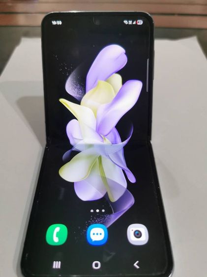 Galaxy Z Flip4 256 มือสองสีฟ้า(มีตำหนิ) รูปที่ 3