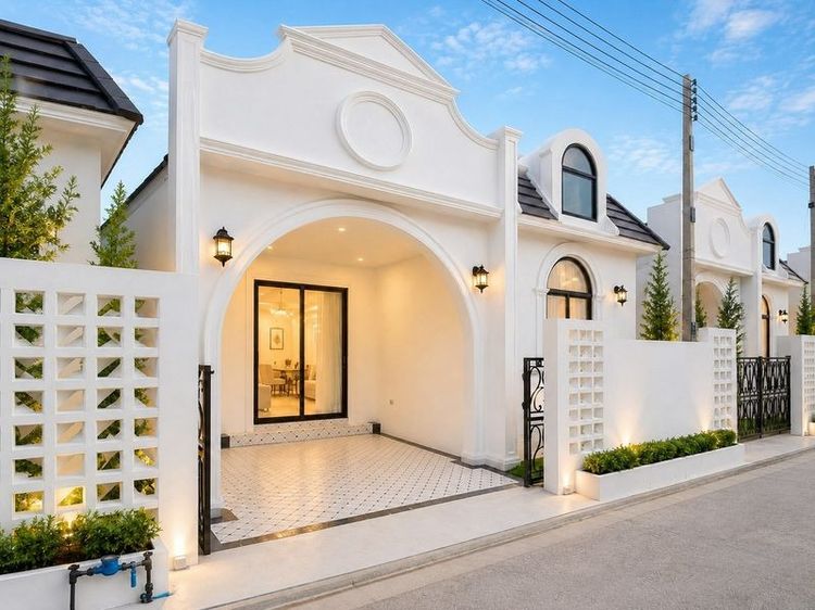 อื่นๆ ตกแต่งครบ บ้านสวย Modern European style  ฟังก์ชั่น 3 ห้องนอน 2 ห้องน้ำ รูปที่ 2