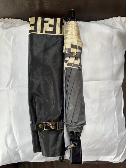 ร่ม Fendi ของแท้ค่ะ รูปที่ 4