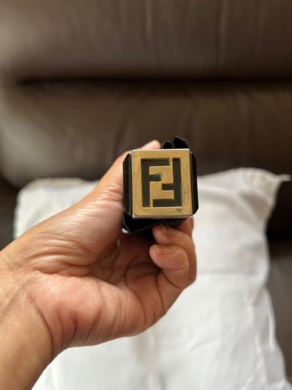 ร่ม Fendi ของแท้ค่ะ รูปที่ 3