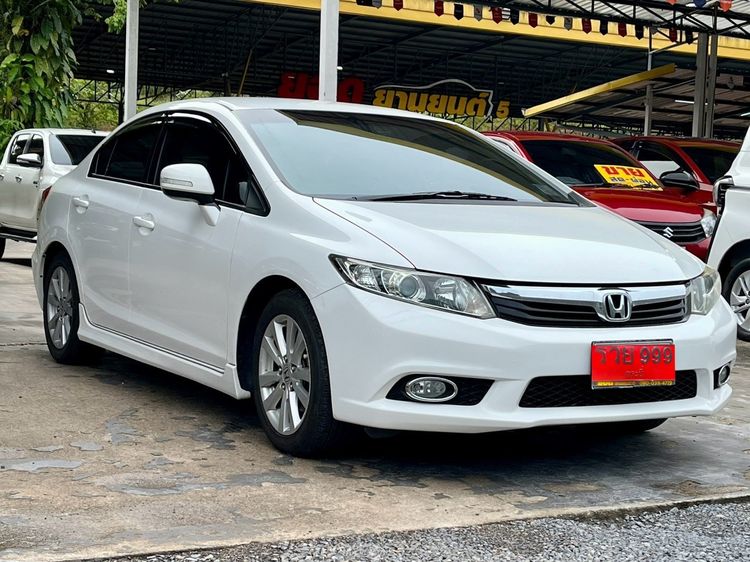 Honda Civic 2012 1.8 E i-VTEC Sedan เบนซิน ไม่ติดแก๊ส เกียร์อัตโนมัติ ขาว รูปที่ 3
