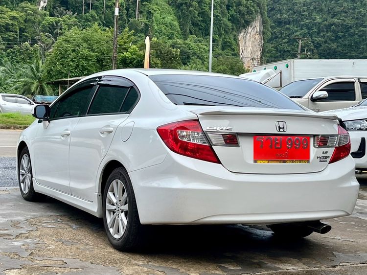 Honda Civic 2012 1.8 E i-VTEC Sedan เบนซิน ไม่ติดแก๊ส เกียร์อัตโนมัติ ขาว รูปที่ 4