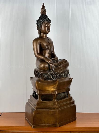 พระบูชาศิลปะล้านช้างลาว ฐานสูง เนื้อสัมฤทธิ์ หน้าตักกว้าง 9 นิ้ว ความสูง 27 นิ้ว รูปที่ 4