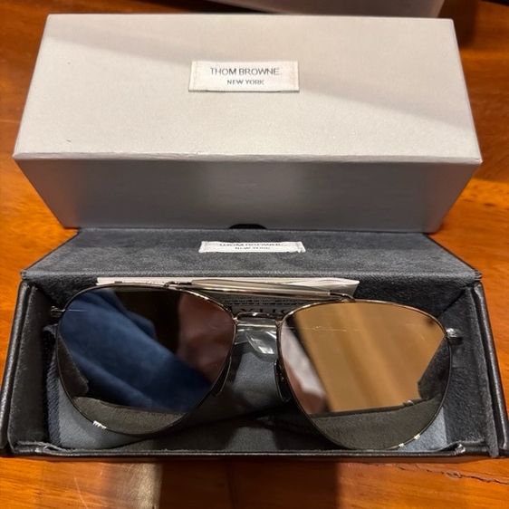 แว่นThom Browne TB-015-LTD-SLV รุ่น Limited Edition, Titanium / Made in Japan