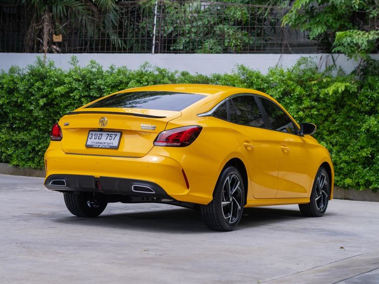 MG MG5 2023 1.5 X Sedan เบนซิน ไม่ติดแก๊ส เกียร์อัตโนมัติ เหลือง รูปที่ 4