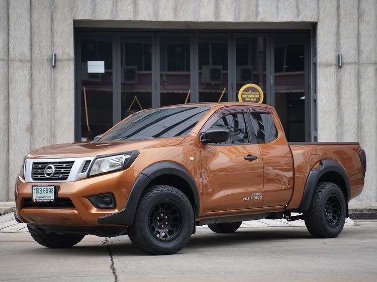 Nissan NP300-NAVARA 2015 2.5 S Pickup ดีเซล ไม่ติดแก๊ส เกียร์ธรรมดา ส้ม
