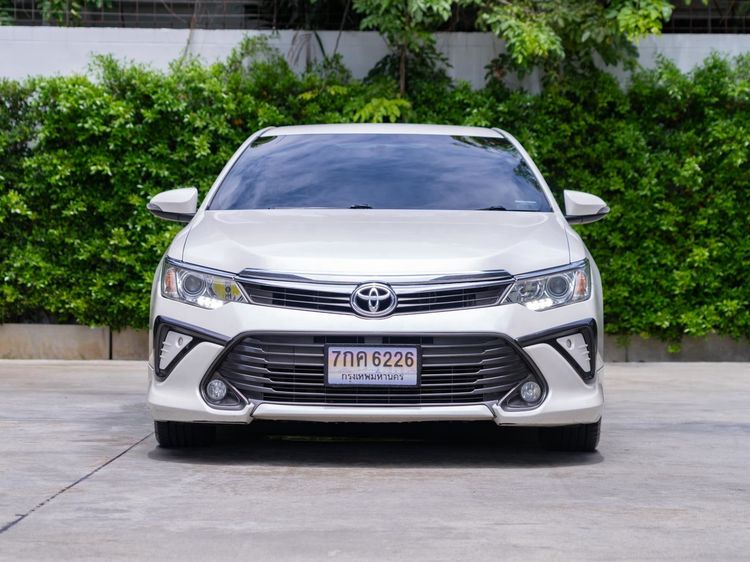 Toyota Camry 2015 2.0 G Extremo Sedan เบนซิน ไม่ติดแก๊ส เกียร์อัตโนมัติ ขาว รูปที่ 2