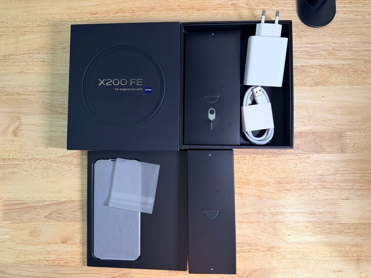 Vivo X200 FE 12-512GB สีฟ้า สวยครบกล่อง รูปที่ 13