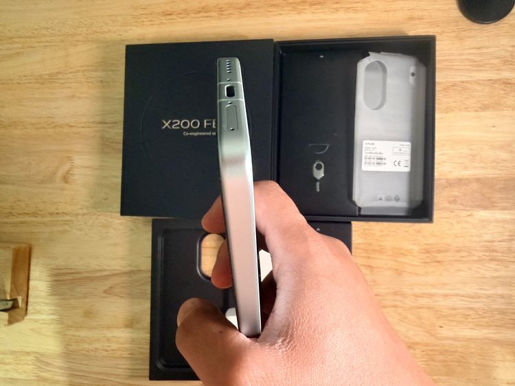 Vivo X200 FE 12-512GB สีฟ้า สวยครบกล่อง รูปที่ 9