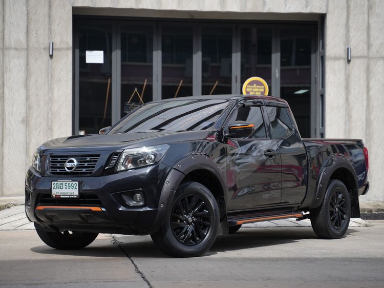 Nissan NP300-NAVARA 2020 2.5 Calibre E Black Edition Pickup ดีเซล ไม่ติดแก๊ส เกียร์ธรรมดา ดำ