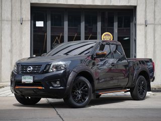 Nissan NP 300 Navara 2.5 King Cab Calibre E Black Edition Pickup