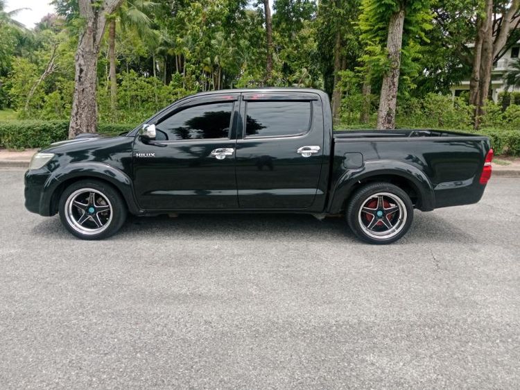 รถ Toyota Hilux Vigo Champ Double Cab 2.5 E VNT สี ดำ