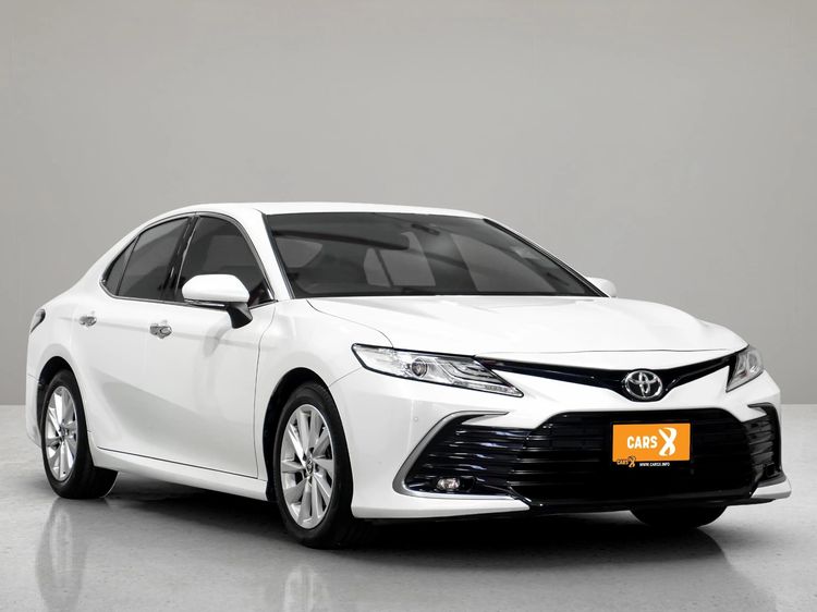 Toyota Camry 2023 2.5 Sport Sedan เบนซิน ไม่ติดแก๊ส เกียร์อัตโนมัติ ขาว รูปที่ 3