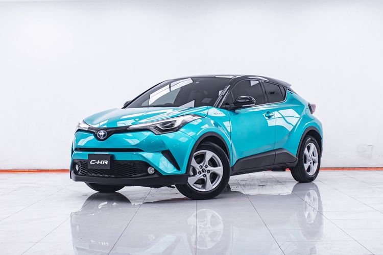 Toyota C-HR 2018 1.8 HV Hi Utility-car ไฮบริด ไม่ติดแก๊ส เกียร์อัตโนมัติ เขียว