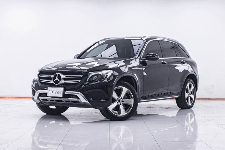 รถ Mercedes-Benz GLC-Class GLC250d สี ดำ