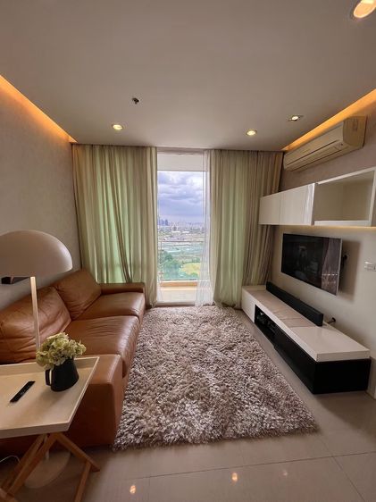 ขายคอนโดห้องมุมสวยสุด TC Green พระราม 9 ชั้น 20 ขนาด 59 ตร.ม. ราคา 5.2 ล้าน