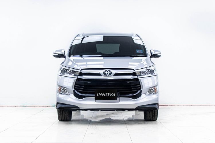 Toyota Innova 2017 2.8 Crysta V Utility-car ดีเซล ไม่ติดแก๊ส เกียร์อัตโนมัติ เทา รูปที่ 4