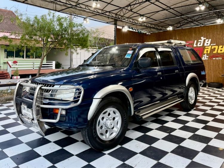 Mitsubishi Strada Grandis 2001 2.8 Grandis GLS 4WD Pickup ดีเซล ไม่ติดแก๊ส เกียร์ธรรมดา น้ำเงิน รูปที่ 2