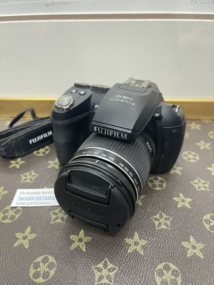 Fujifilm กล้องคอมแพค กล้อง Fuji FinePix HS10 ซูม30เท่า ใช้ถ่านAA4ก้อน สวยๆ 1,800 บาท
