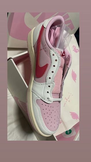 รองเท้า travis scott air jordan 1 low og tropical pink มือ1 size 8.5 us มือ1 รูปที่ 3