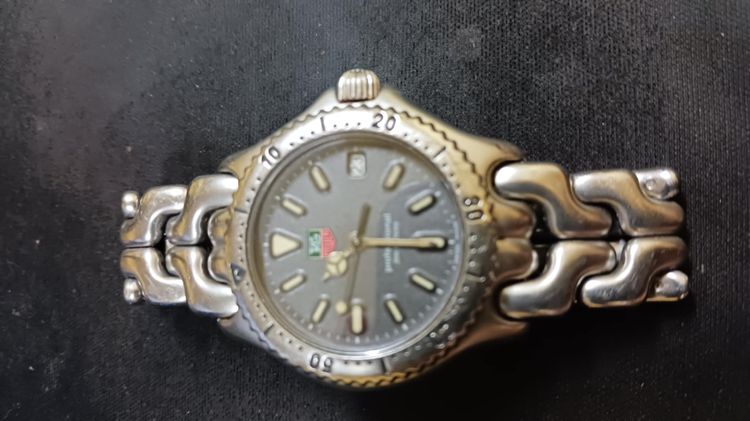 ขาย tag heuer ก้างปลาแท้ หน้าเทา ขนาด 33 ใส่ได้ทั้งชายและหญิง