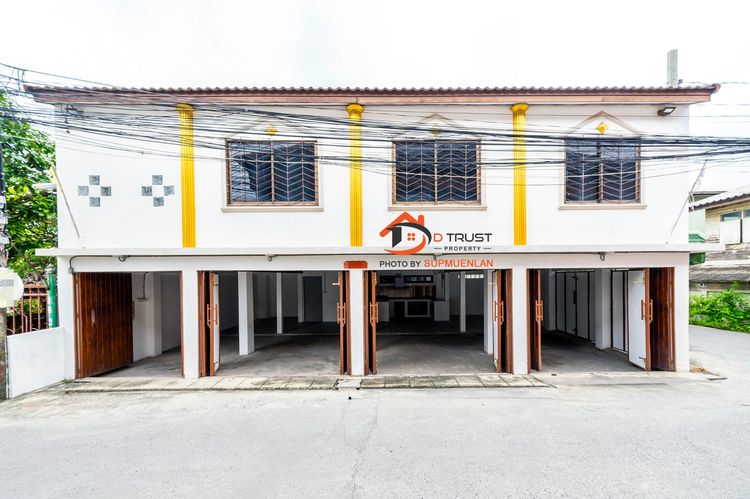 ขาย ทาวน์โฮม 2 ชั้น ถ.ศรีนครินทร์ 27ตร.ว หลังมุม ในซ.ศรีด่าน 1ทับ5 พร้อมอยู่ 