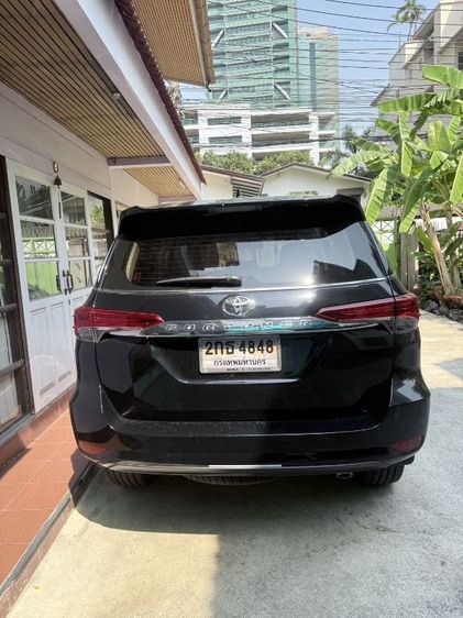 Toyota Fortuner 2017 2.7 V 4WD เบนซิน เกียร์อัตโนมัติ ดำ รูปที่ 2