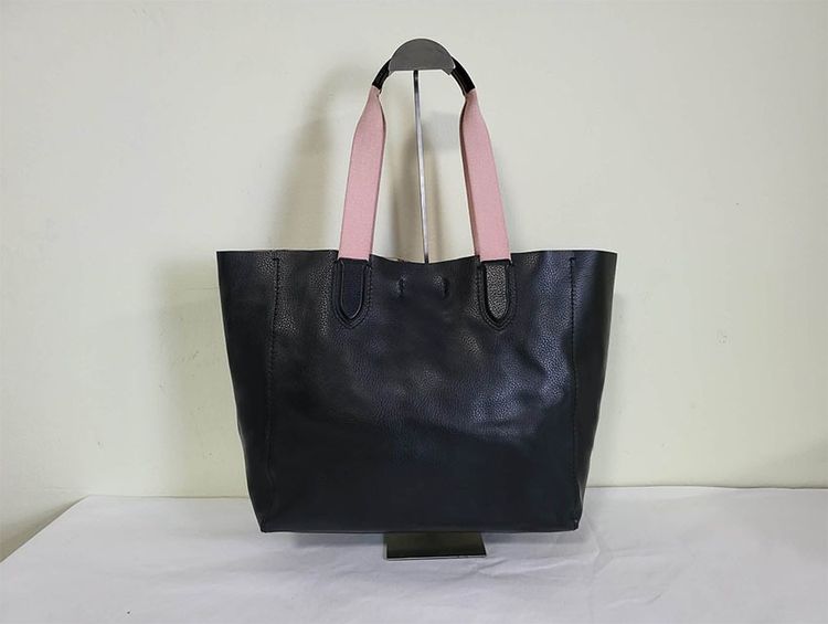 กระเป๋า Coach tote สีดำ แท้  รูปที่ 3