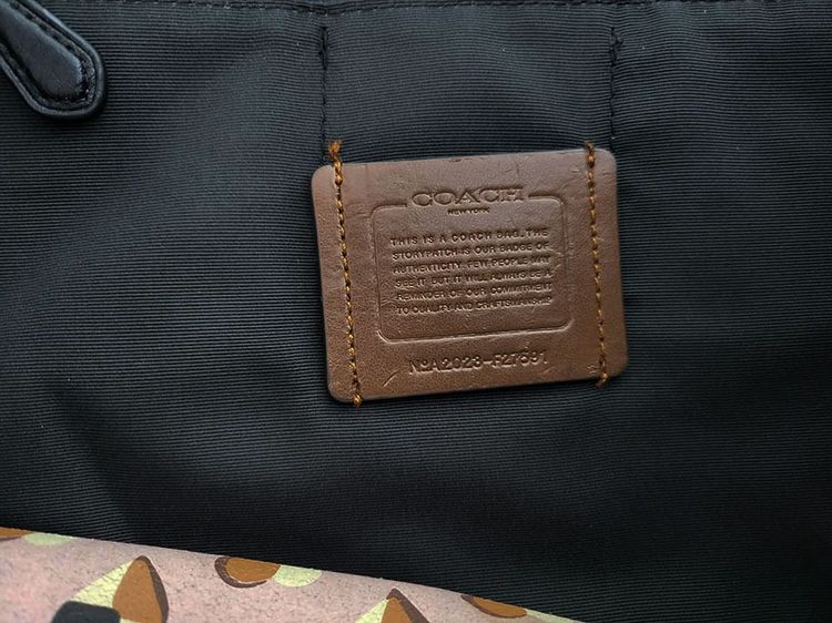 กระเป๋า Coach tote สีดำ แท้  รูปที่ 6