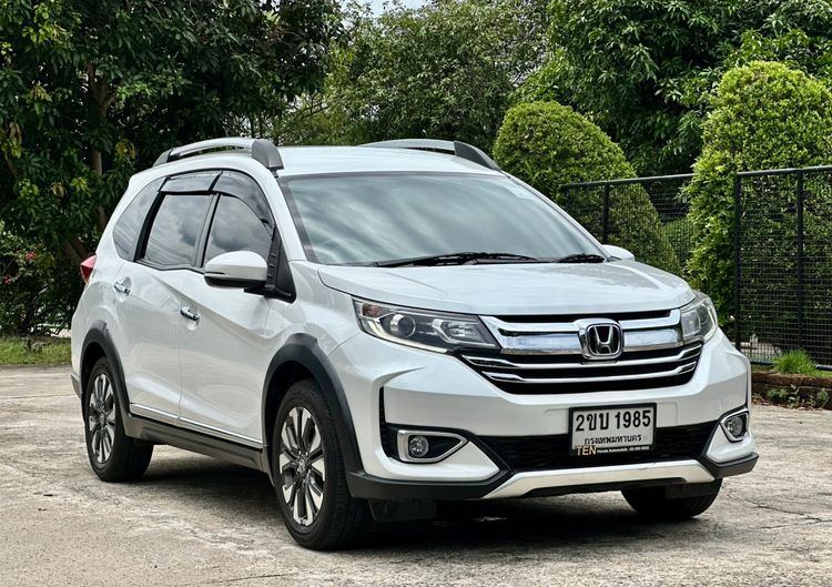 รถ Honda BR-V 1.5 SV สี ขาว