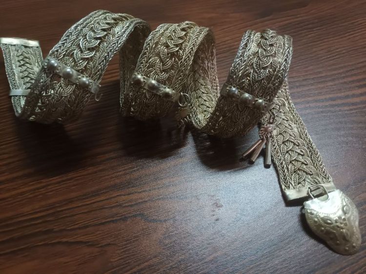 อื่นๆ เข็มขัดเก่า เข็มขัดโบราณ ลายทอทถักเปีย