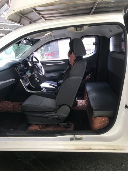 MG Extender 2021 2.0 C GIANTCAB Pickup ดีเซล ไม่ติดแก๊ส เกียร์ธรรมดา ขาว