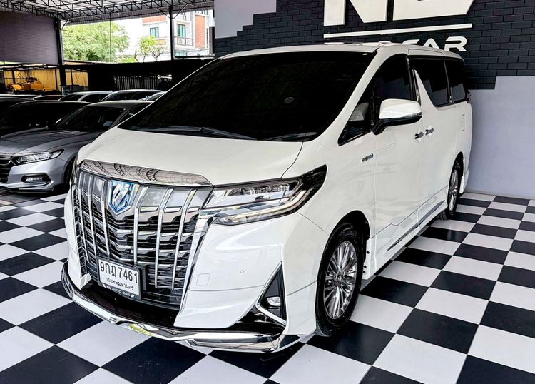 รถ Toyota Alphard 2.5 Hybrid สี ขาว