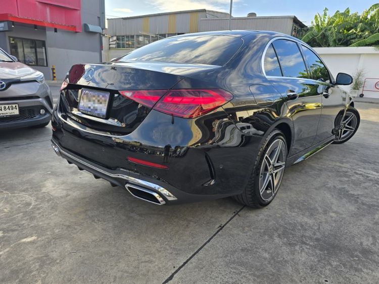 Mercedes-Benz C-Class 2023 C350 Sedan ปลั๊กอินไฮบริด (PHEV) ไม่ติดแก๊ส เกียร์อัตโนมัติ ดำ รูปที่ 4