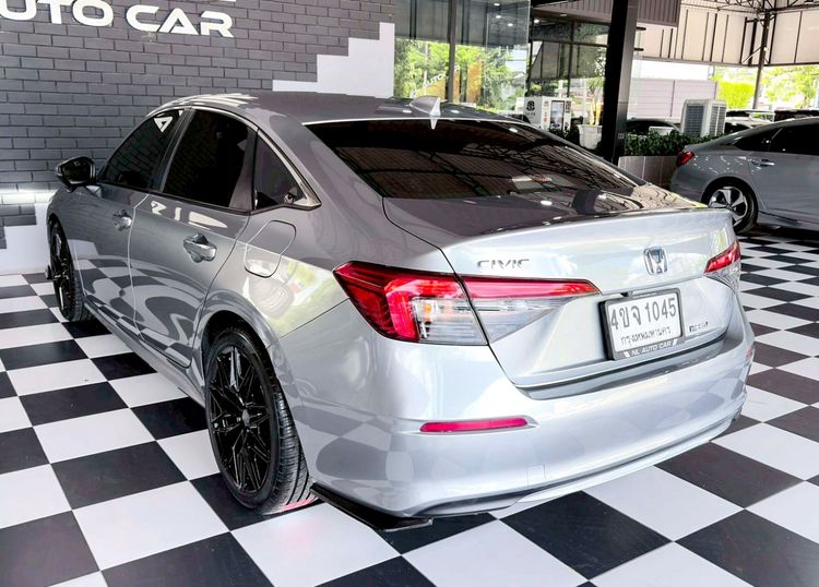 Honda Civic 2023 2.0 eHEV EL+ Sedan ไฮบริด เกียร์อัตโนมัติ บรอนซ์เงิน รูปที่ 3