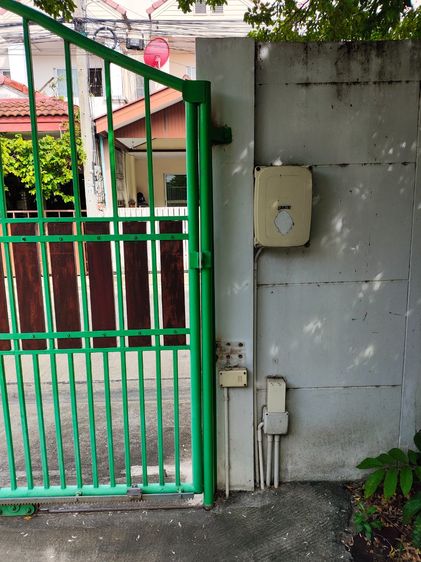 ขายประตูรั้วบ้าน โครงสร้างเหล็กแข็งแรง ความกว้าง 4 เมตร รูปที่ 4